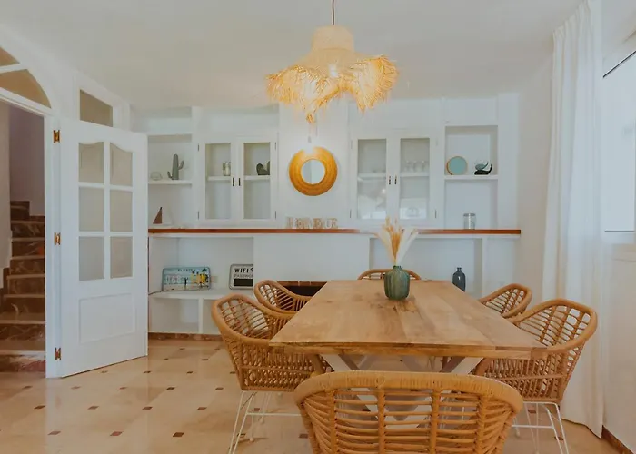 Apartamento Con Gran Terraza Junto A La Playa
